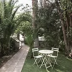 Residenza Santa Cecilia Aparthotel 3*