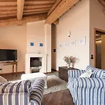 Residenza Santa Cecilia Aparthotel San Vincenzo