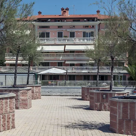 Residenza Santa Cecilia Apartahotel