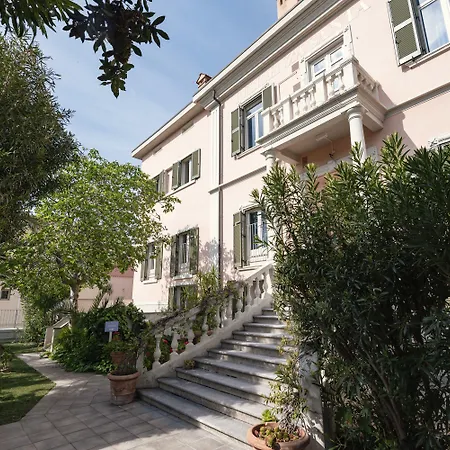 Residenza Santa Cecilia 3*